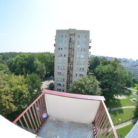 Ferienwohnung Ul. Ugorek Kolo Areny Krakau Exterior foto